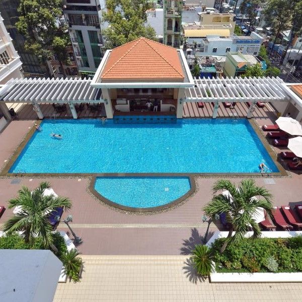 [E-voucher] Day Pass | Dùng hồ bơi, gym, sauna, Jacuzzi trong ngày ...