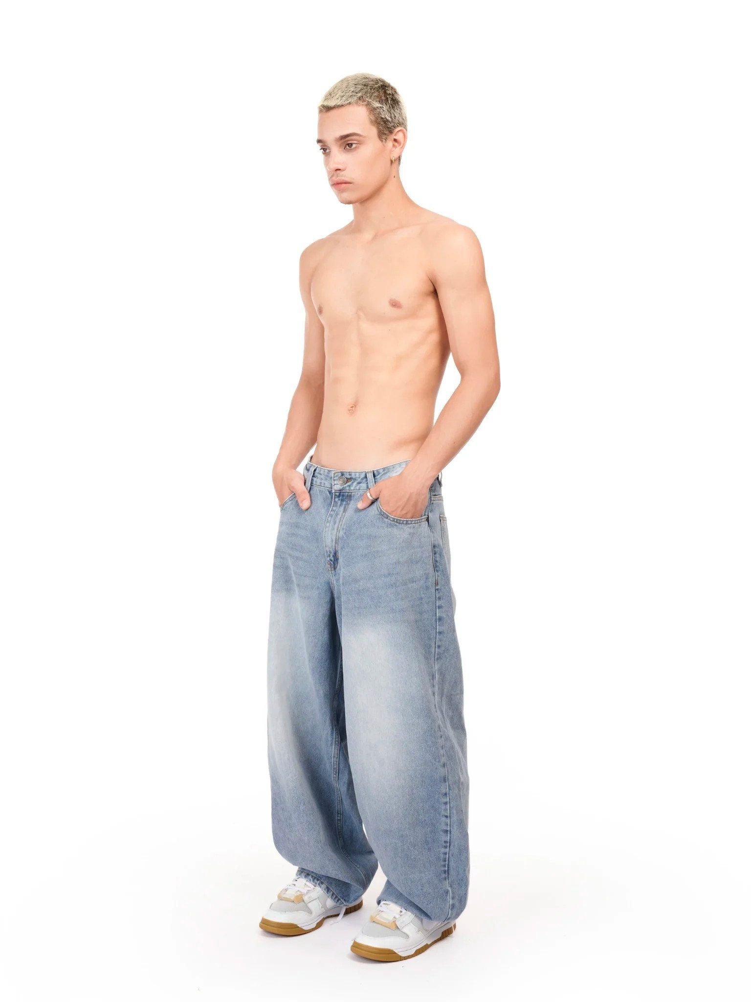  ADAM SPREAD JEANS 