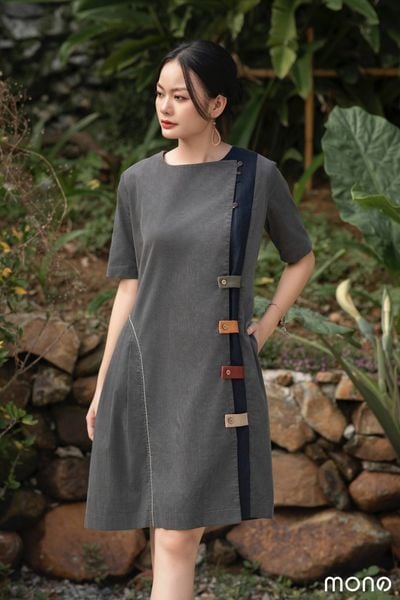 Váy nhung cộc tay DATA - Ghi