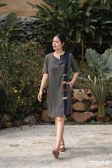 Váy nhung cộc tay DATA - Ghi