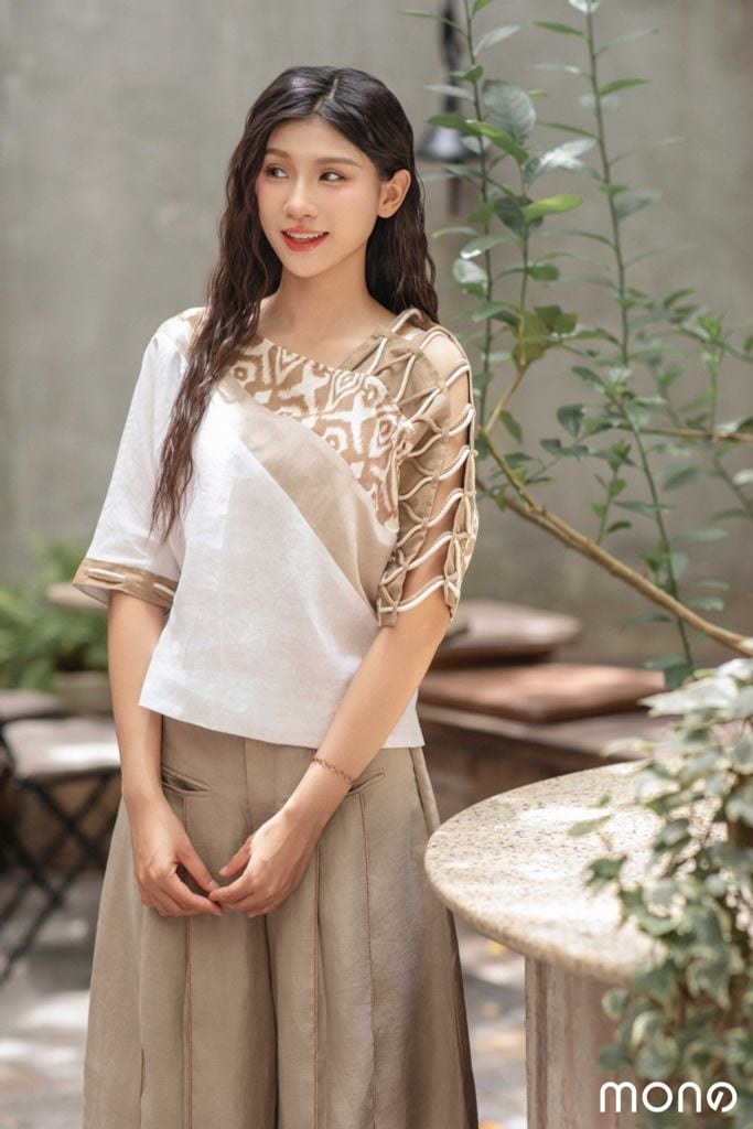 Áo kiểu nữ đan chéo vai - Be