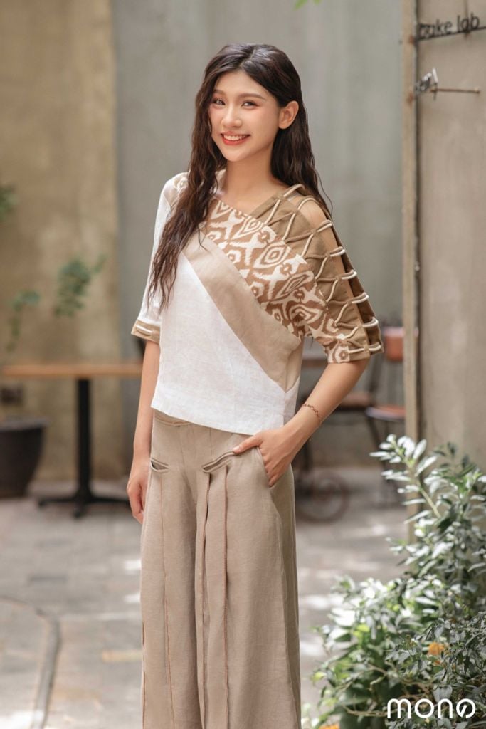 Áo kiểu nữ đan chéo vai - Be