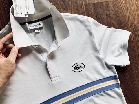 Polo LACOSTE cá cao su kẻ ngang xanh vàng