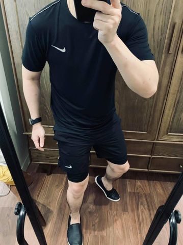 Set thể thao Nike Tee