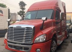 XE ĐẦU KÉO MỸ CASCADIA