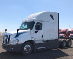 XE ĐẦU KÉO MỸ CASCADIA