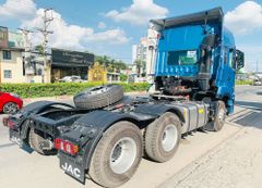 XE ĐẦU KÉO JAC 420HP 2 CẦU