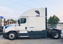 XE ĐẦU KÉO MỸ CASCADIA