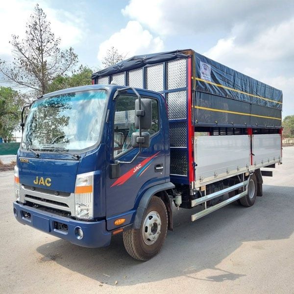 XE TẢI JAC N350 PLUS E5 3T5 THÙNG BẠT 5M2