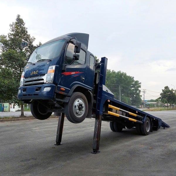 XE NÂNG ĐẦU CHỞ MÁY CÔNG TRÌNH JAC N900S
