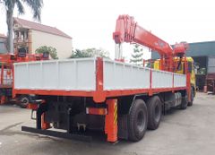 Xe Cẩu 8 Tấn Dongfeng 4 Chân 13.7 Tấn