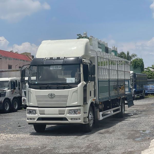Xe Tải Faw J6L 7T8 Thùng bạt 9M7