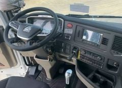 Howo MAX 5 Chân 400 HP