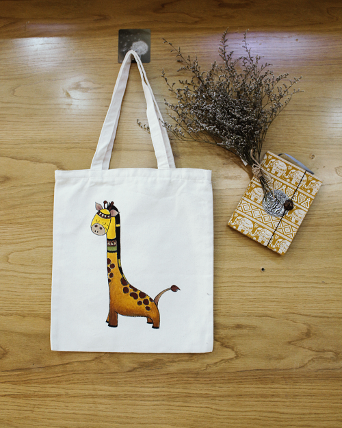 Túi họa tiết con hươu cao cổ