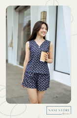 Đồ bộ đùi thiết kế nút chéo hoa cúc