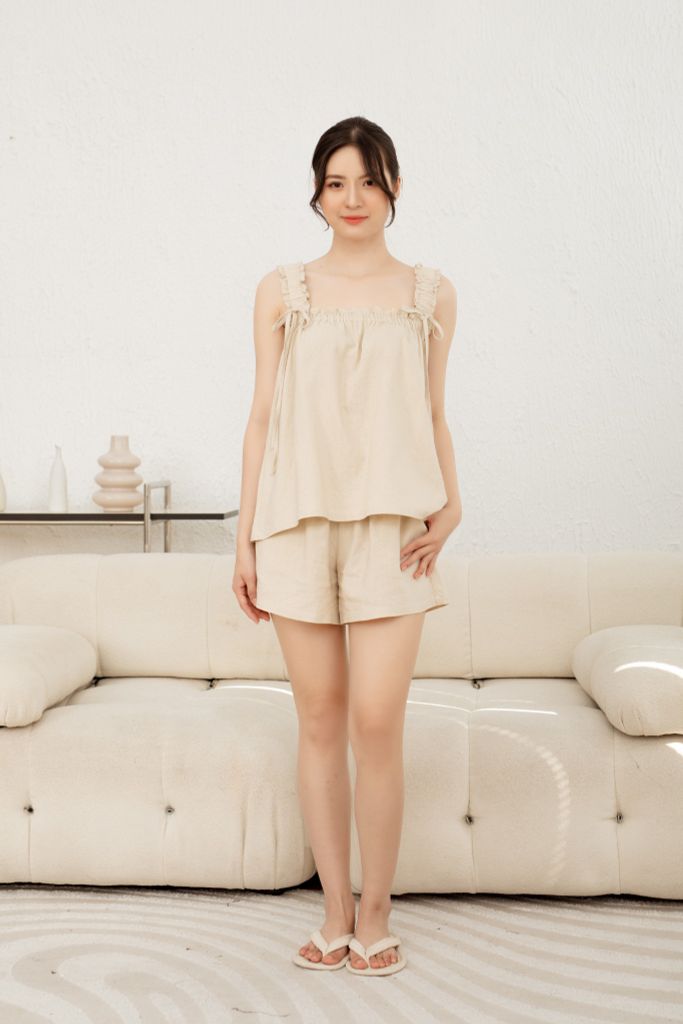 Đồ bộ đùi thiết kế baby doll 2 dây kem