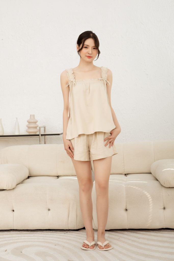 Đồ bộ đùi thiết kế baby doll 2 dây kem