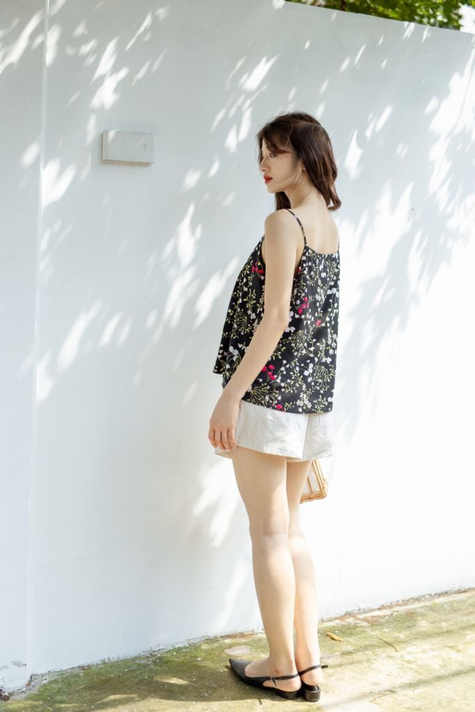 Đồ bộ đùi thiết kế 2 dây xếp li linen phối màu đen