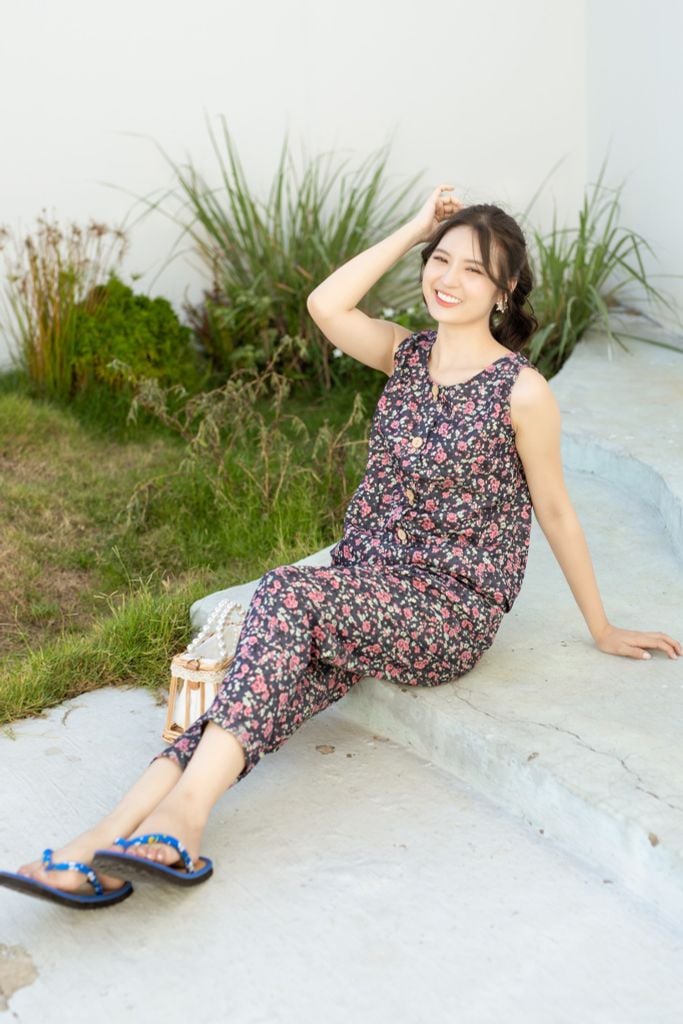 Đồ bộ dài không tay 8 nút hoa hồng