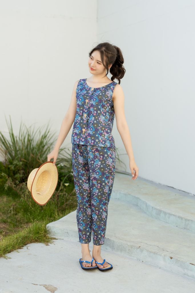 Đồ bộ dài không tay 8 nút hoa 5 cánh