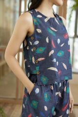 Đồ bộ đùi không tay nút bên hông lông công