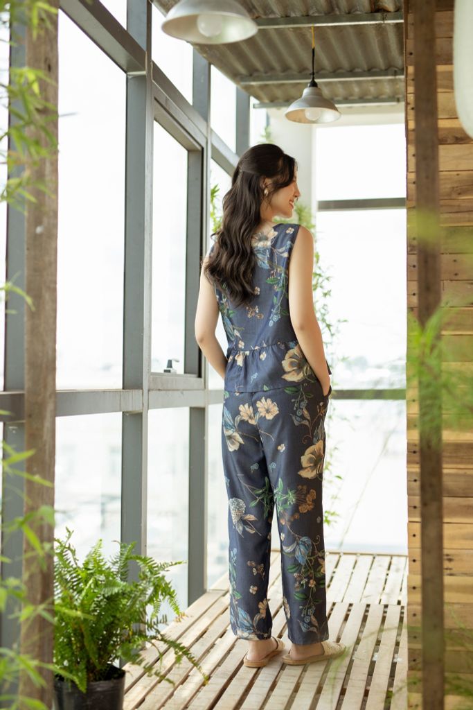 Đồ bộ dài không tay thiết kế vạt xéo hoa lan