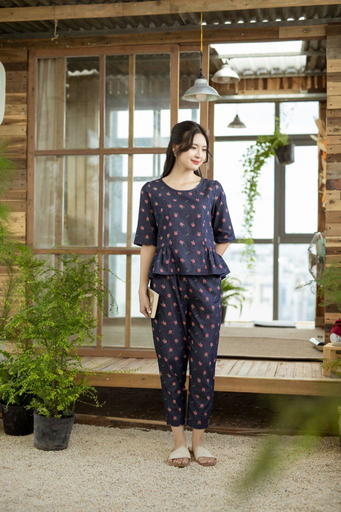 Đồ bộ dài thiết kế nhún bèo tay lỡ hoa đỏ