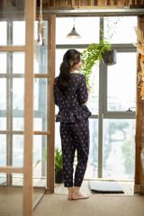 Đồ bộ dài thiết kế nhún bèo tay lỡ hoa đỏ