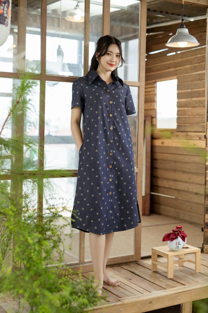 Đầm sơ mi có tay họa tiết hoa mặt trời