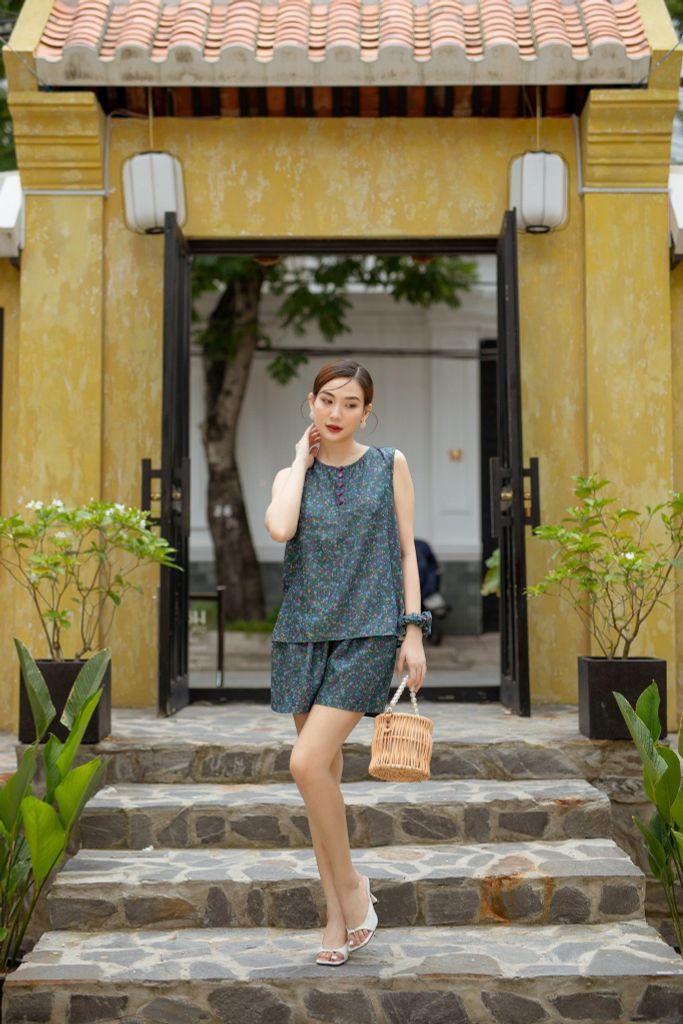 Đồ bộ đùi thiết kế không tay nút hoa hồng cam