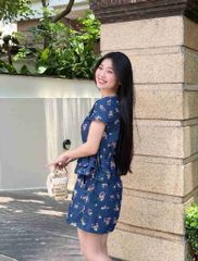 Bộ đùi thiết kế áo rút dây họa tiết Hoa ngũ sắc