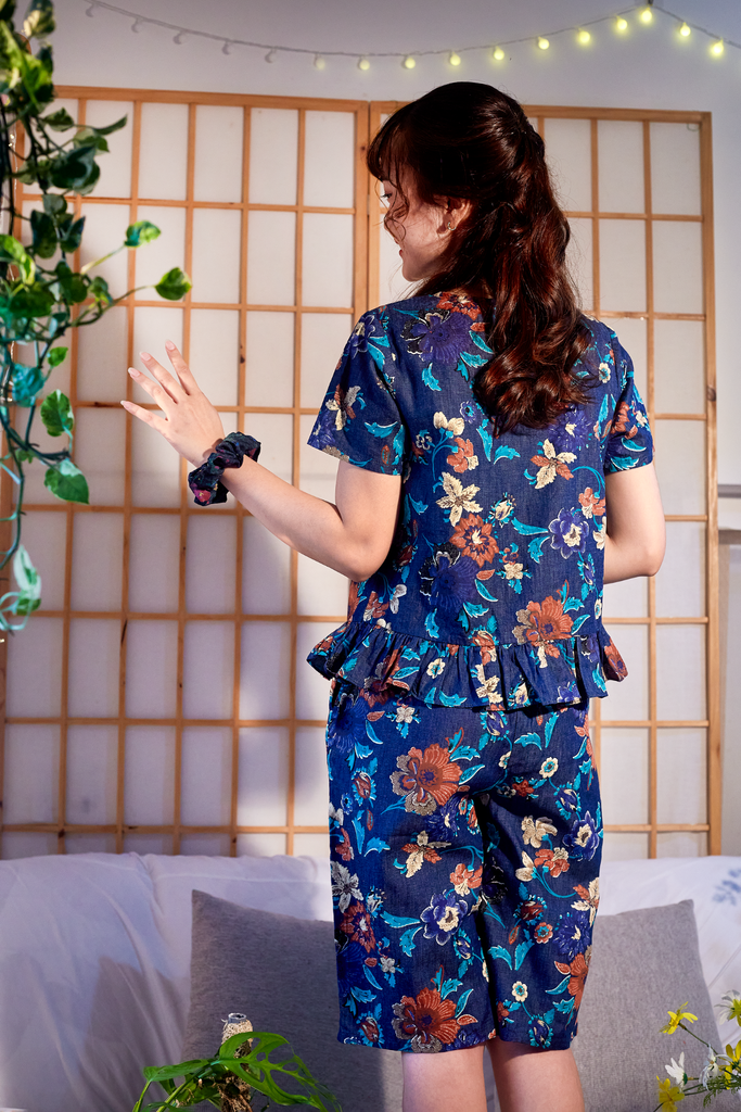 Đồ bộ lửng thiết kế nhún bèo có tay hoa đỗ quyên