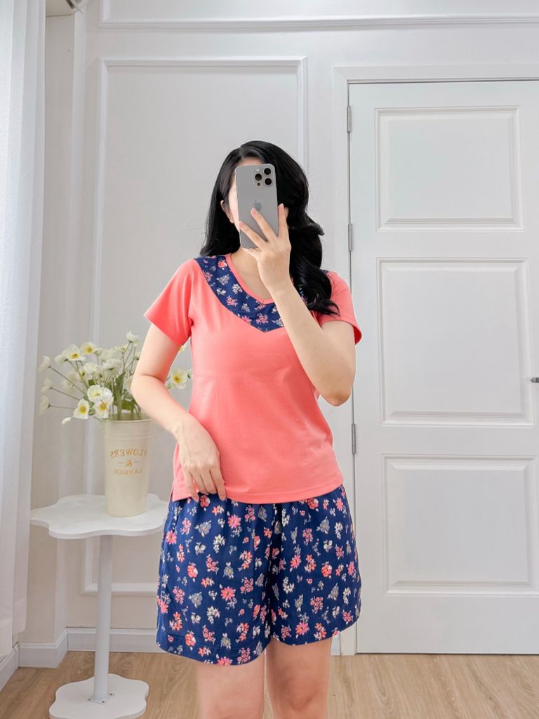 Đồ bộ đùi áo thun có viền cổ quần hoa mùa xuân