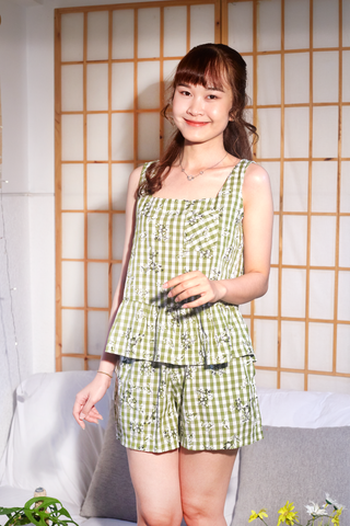 Đồ bộ đùi sọc caro họa tiết hoa bèo không tay_SA