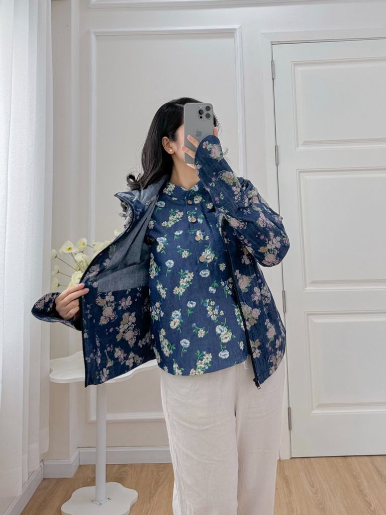 Áo khoác denim hoạ tiết chùm hoa