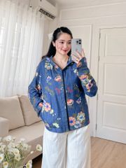 Áo khoác denim hoạ tiết chùm hoa cát tường