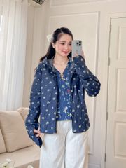 Áo khoác denim hoạ tiết chùm hoa cúc nhí