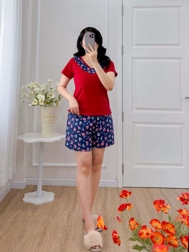 Đồ bộ đùi áo thun có viền cổ quần hoa mùa xuân