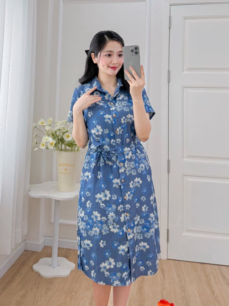 Đầm sơ mi có tay ngắn họa tiết hoa tầm xuân