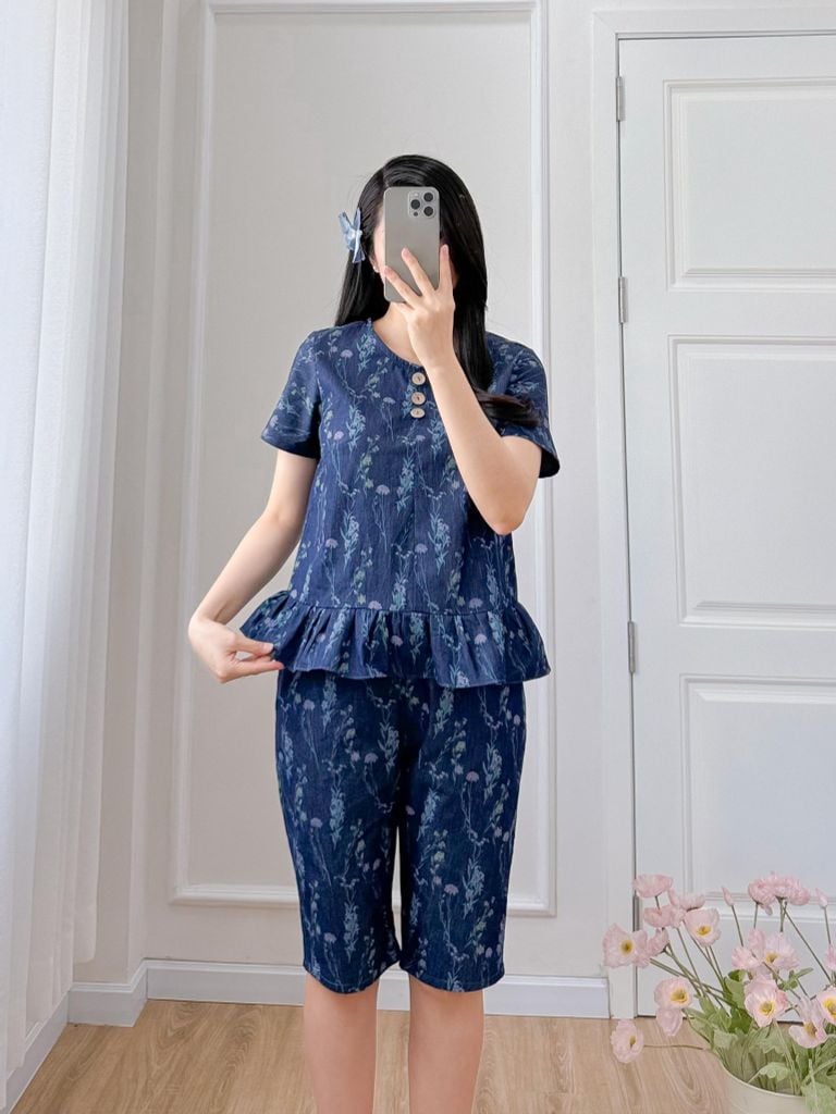 Đồ bộ lửng thiết kế nhún bèo có tay hoa cẩm chướng