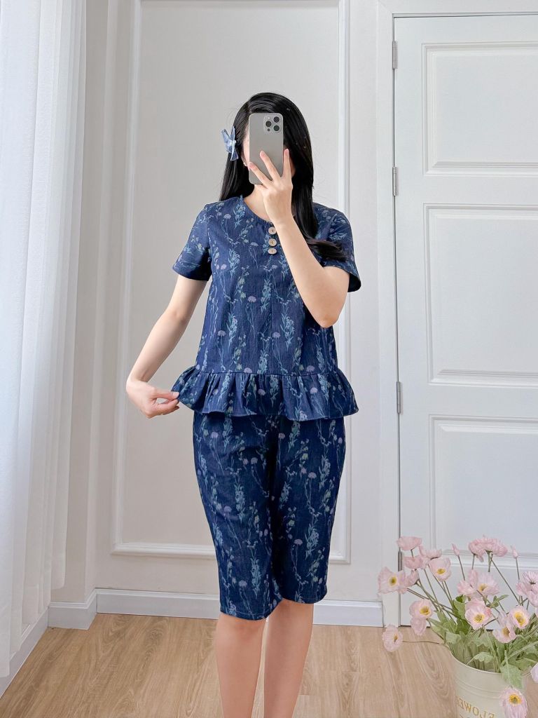 Đồ bộ lửng thiết kế nhún bèo có tay hoa cẩm chướng