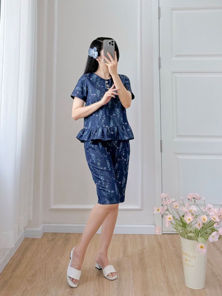 Đồ bộ lửng thiết kế nhún bèo có tay hoa cẩm chướng