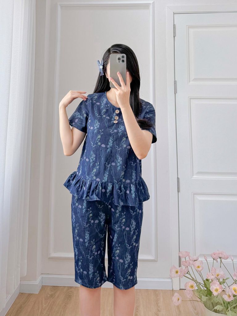 Đồ bộ lửng thiết kế nhún bèo có tay hoa cẩm chướng