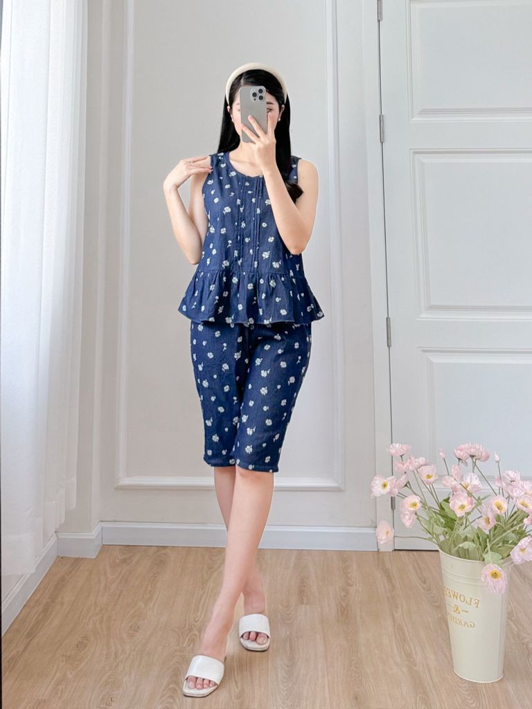 Đồ bộ lửng không tay xếp ly hoa cúc nhí