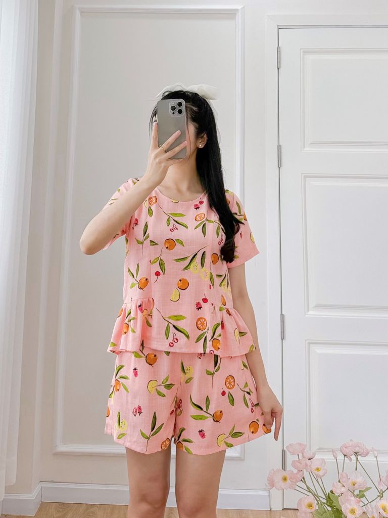 Đồ bộ đùi nhún bèo linen có tay hồng cam