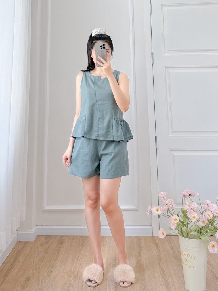 Đồ bộ đùi cổ lệch tà linen xanh
