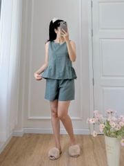 Đồ bộ đùi cổ lệch tà linen xanh