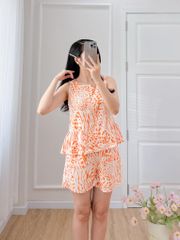 Đồ bộ đùi cổ lệch tà linen vằn cam
