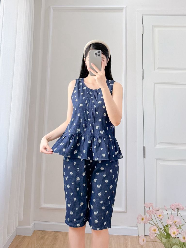 Đồ bộ lửng không tay xếp ly hoa cúc nhí