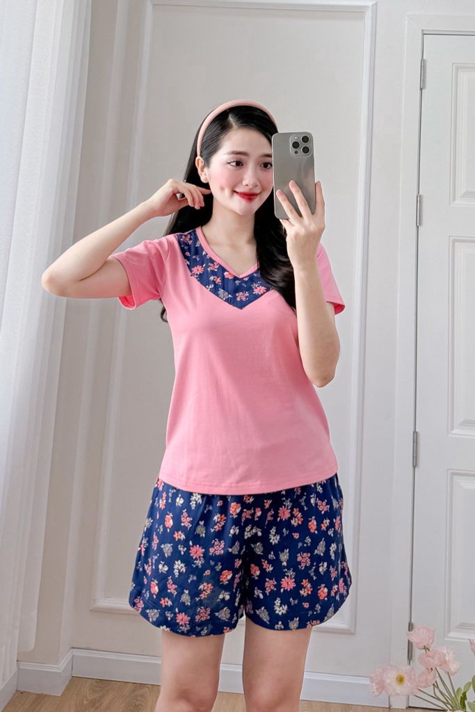 Đồ bộ đùi áo thun có viền cổ quần hoa mùa xuân